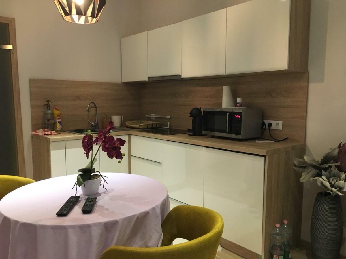 Hunyadi Apartman Szekszárd Εξωτερικό φωτογραφία