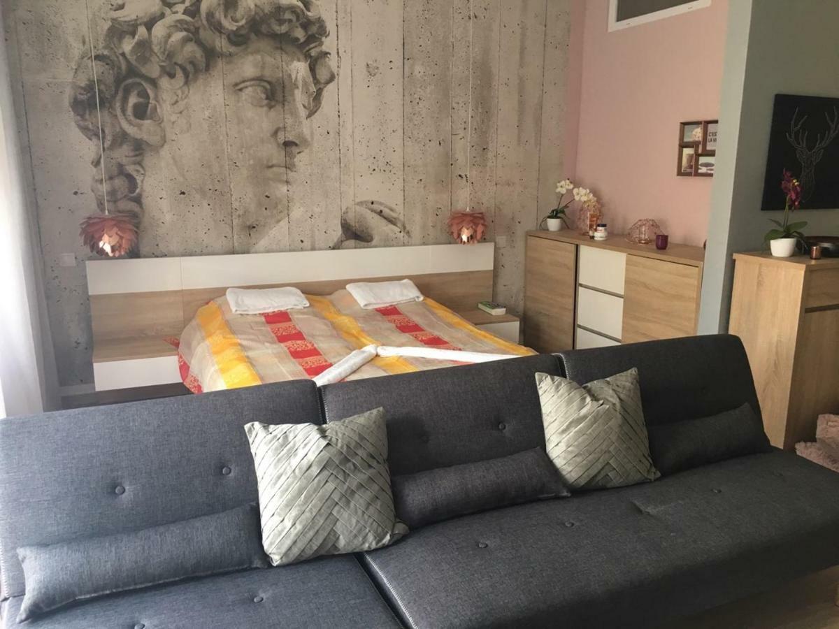 Hunyadi Apartman Szekszárd Εξωτερικό φωτογραφία